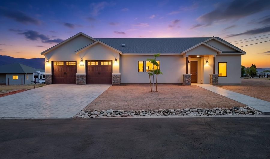 3086 S PRINCESS Ln, Camp Verde, AZ 86322 - 3 Beds, 2 Bath