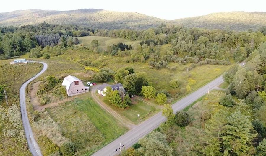 852 Pollander Rd, Cambridge, VT 05464 - 5 Beds, 2 Bath