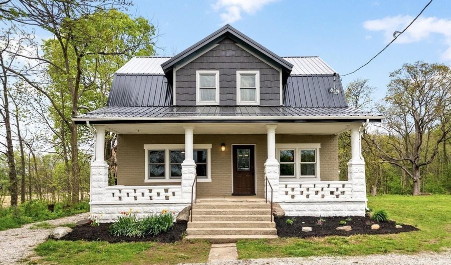 13008 E State Road 114, Akron, IN 46910 - 3 Beds, 3 Bath