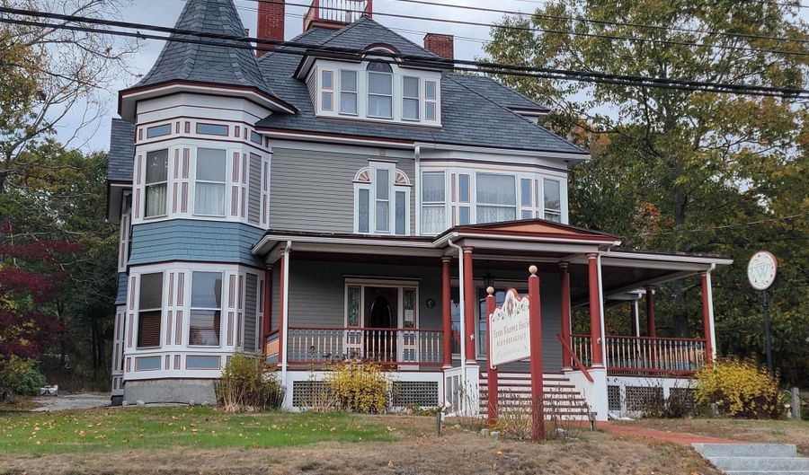 75 Summer St, Bristol, NH 03222 - 2 Beds, 2 Bath