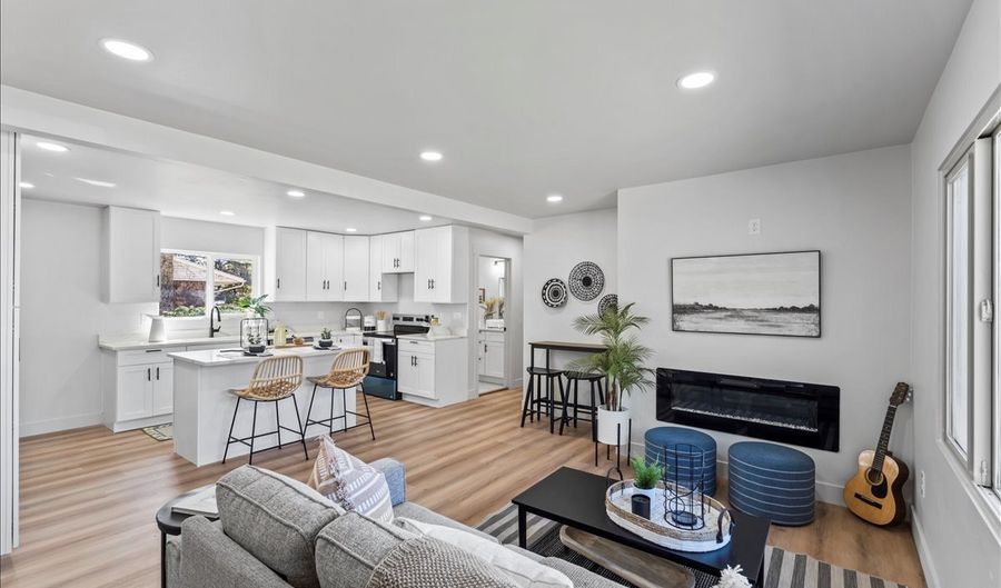 530 E 1800 S 51, Bountiful, UT 84010 - 4 Beds, 4 Bath