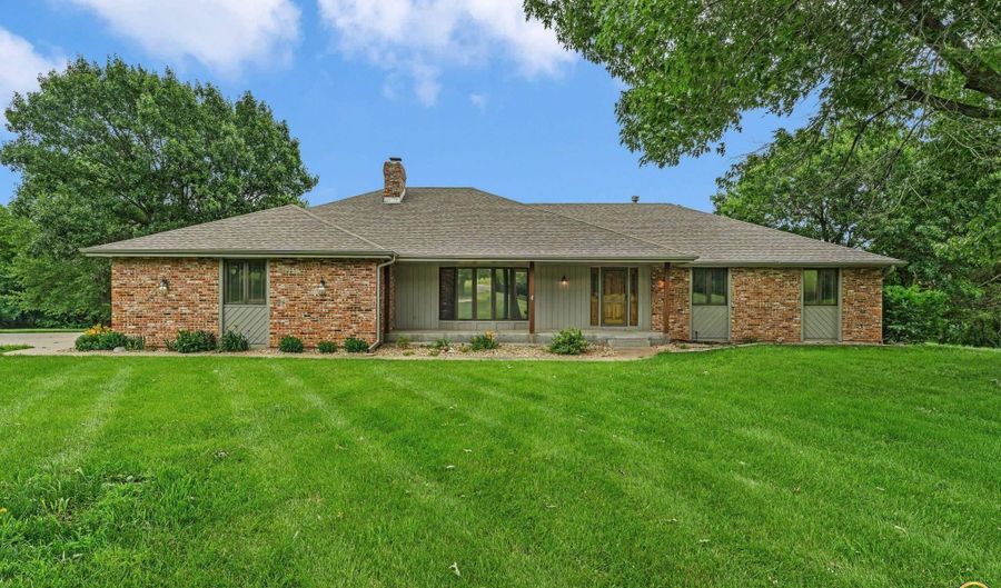 6412 SW Vorse Rd, Auburn, KS 66402 - 5 Beds, 4 Bath