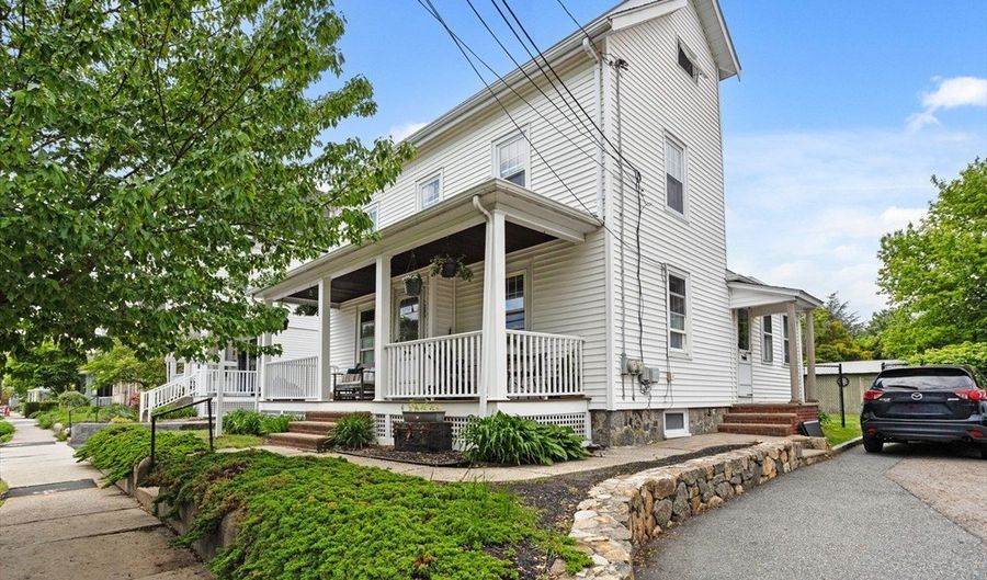 28 Gardner St, Arlington, MA 02474 - 4 Beds, 2 Bath