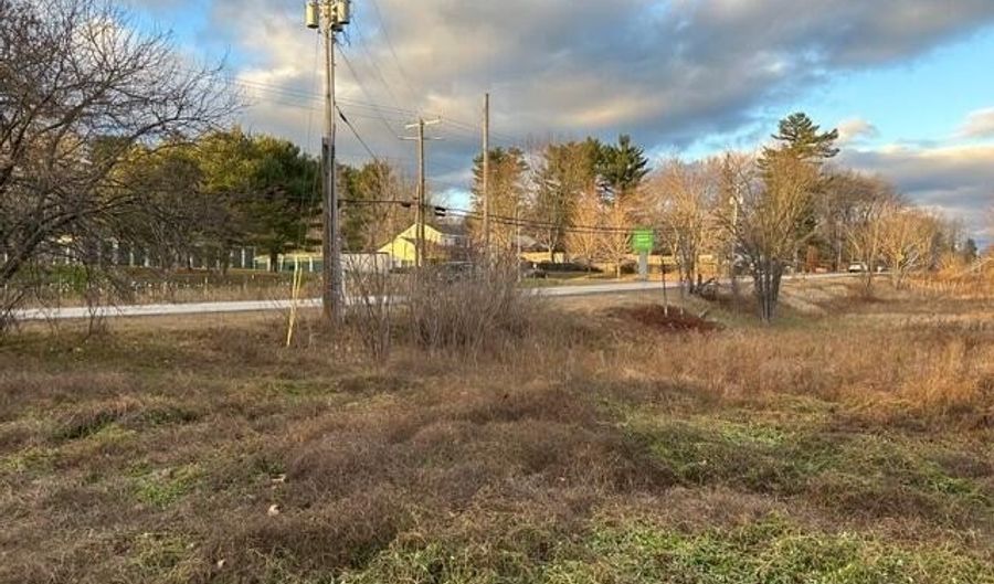 912 Washington St N, Auburn, ME 04210 - 0 Beds, 0 Bath