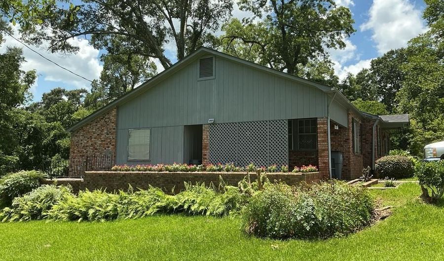87 HWY 528, Bay Springs, MS 39422 - 4 Beds, 2 Bath
