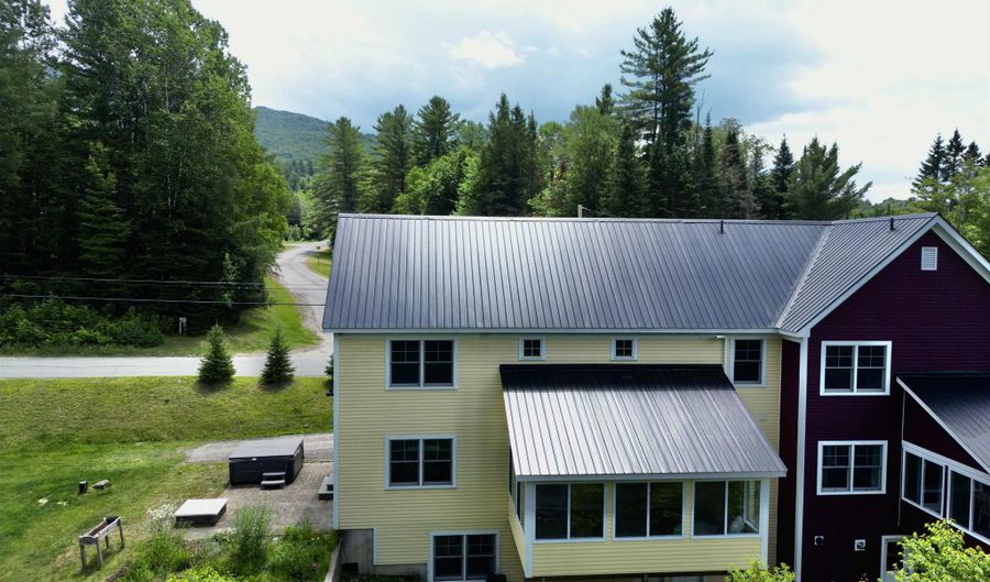 1089 Mountain Rd C2, Burke, VT 05832 - 3 Beds, 4 Bath