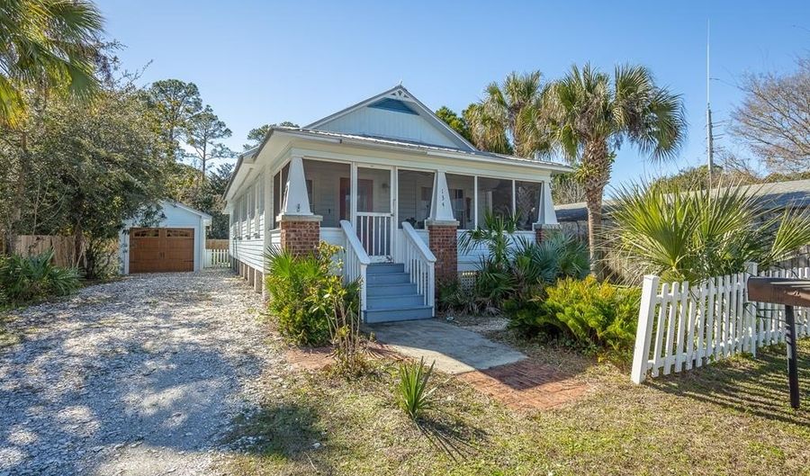 134 Sawyer Ln, Apalachicola, FL 32320 - 2 Beds, 2 Bath