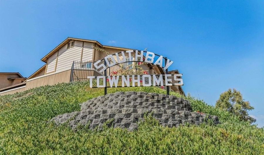 6872 Quebec Ct 5, San Diego, CA 92139 - 3 Beds, 2 Bath