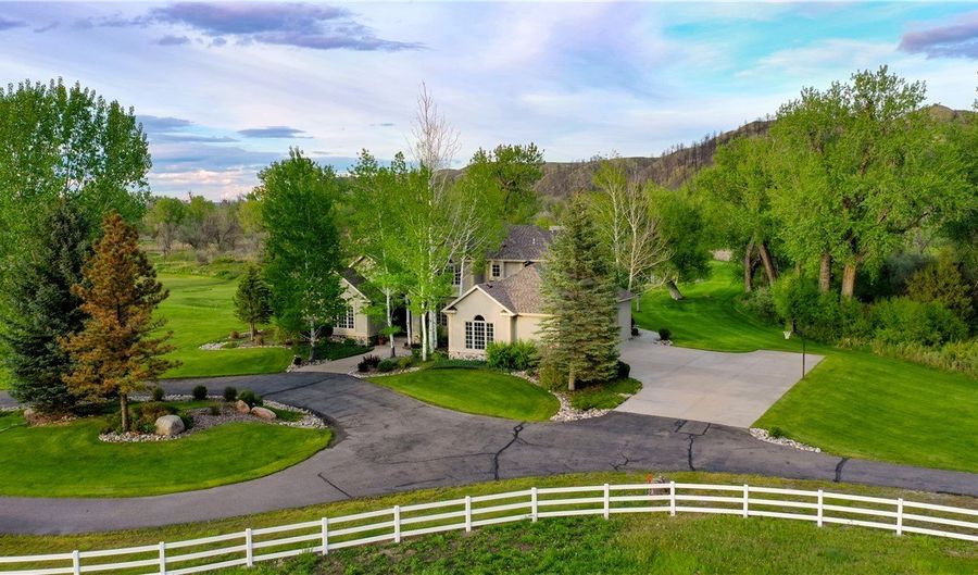 4365 Duck Creek Rd, Billings, MT 59101 - 4 Beds, 4 Bath