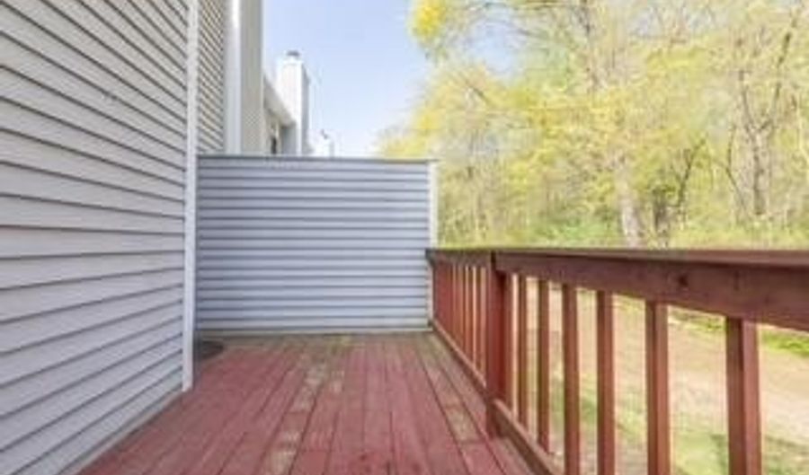 154 Bear Hill Rd 303, Cumberland, RI 02864 - 2 Beds, 2 Bath