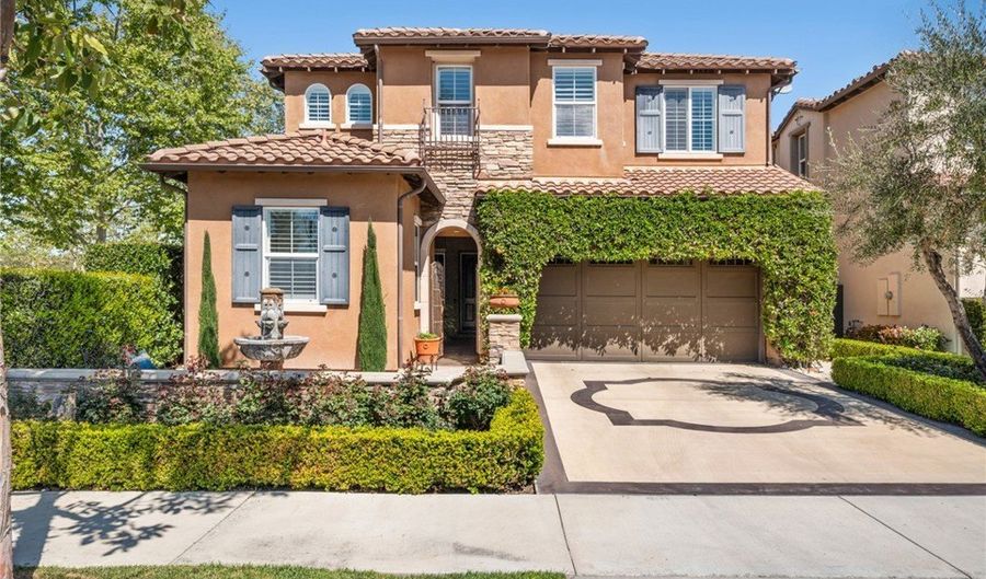 27 Santa Barbara, Aliso Viejo, CA 92656 - 4 Beds, 5 Bath
