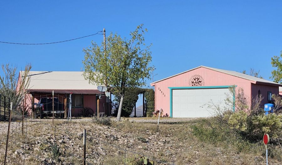 24825 E Comanche Trl, Benson, AZ 85602 - 2 Beds, 1 Bath