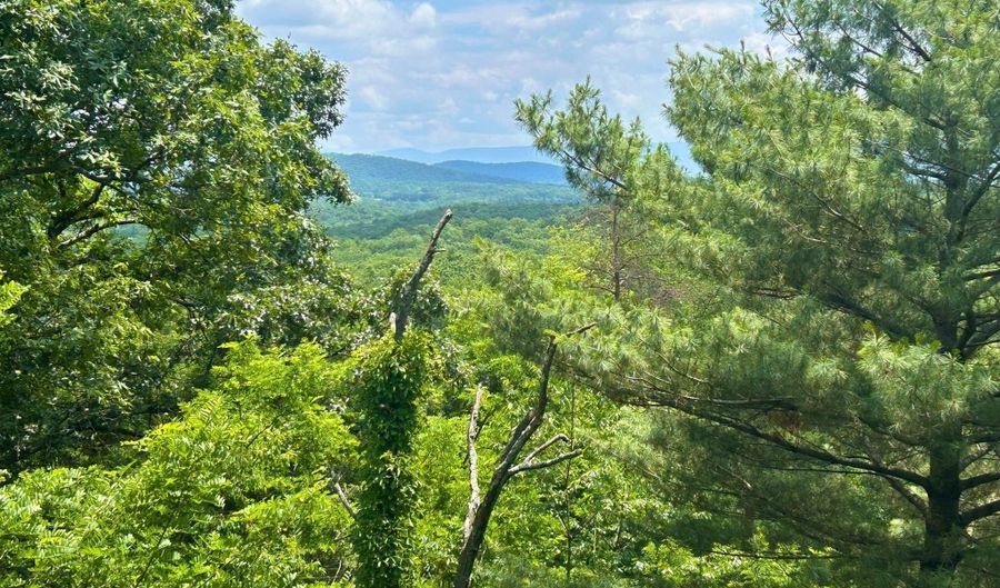 53 LEIGH Ct, Basye, VA 22810 - 5 Beds, 3 Bath