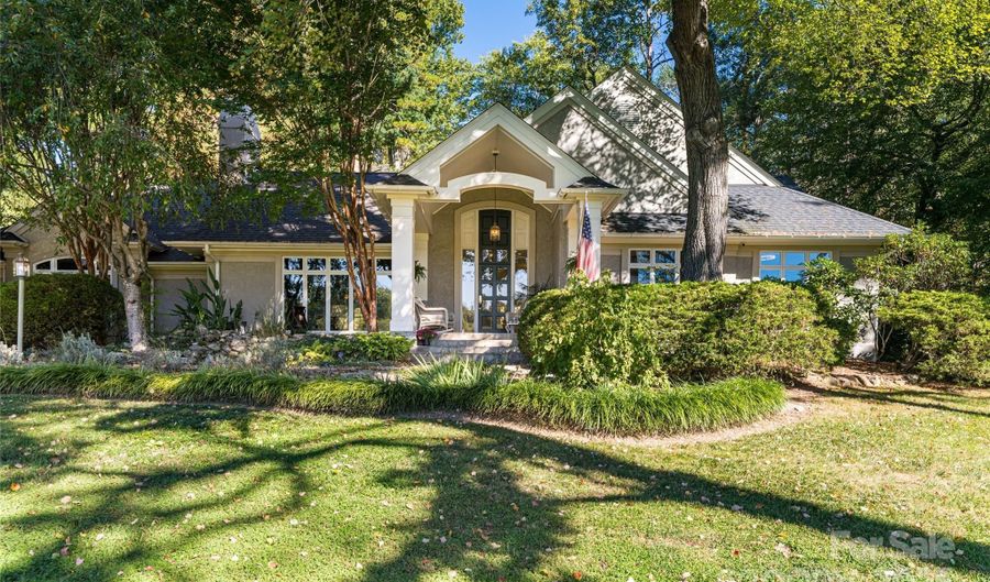 54 Fairway Rd, Asheville, NC 28804 - 3 Beds, 4 Bath