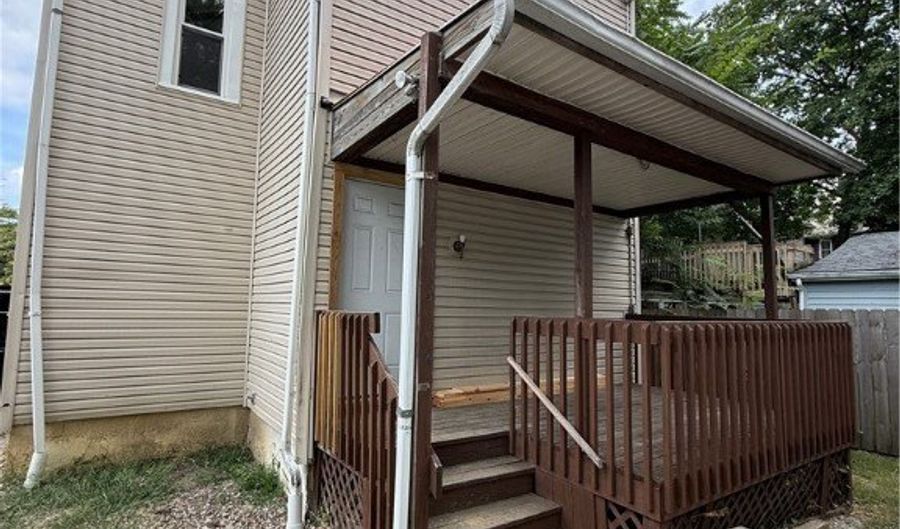 836 5th Ave, Akron, OH 44306 - 4 Beds, 2 Bath
