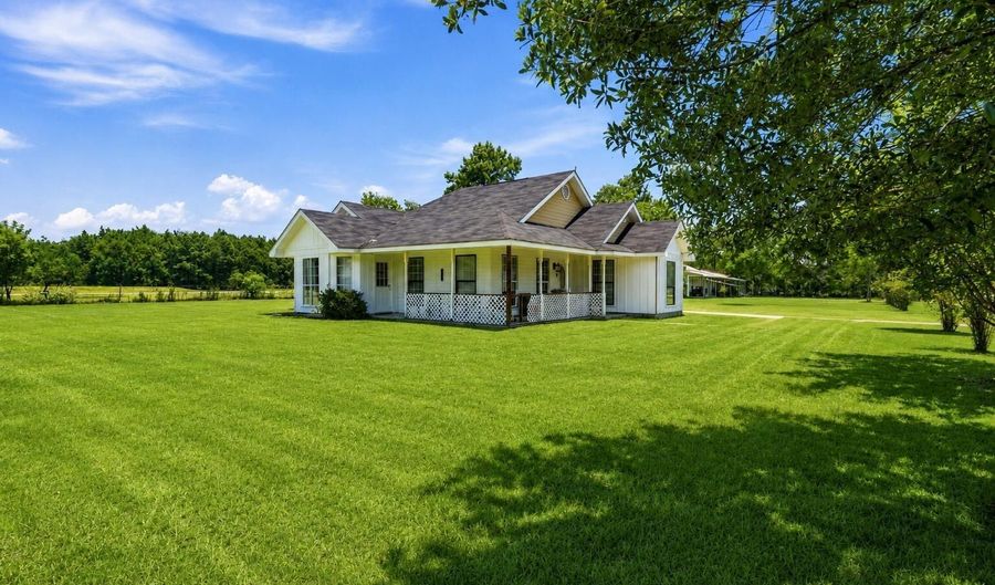 6055 Carlton France Rd, Bay St. Louis, MS 39520 - 3 Beds, 2 Bath