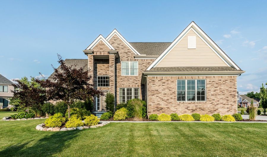 1466 St James Blvd, Ann Arbor, MI 48108 - 4 Beds, 3 Bath