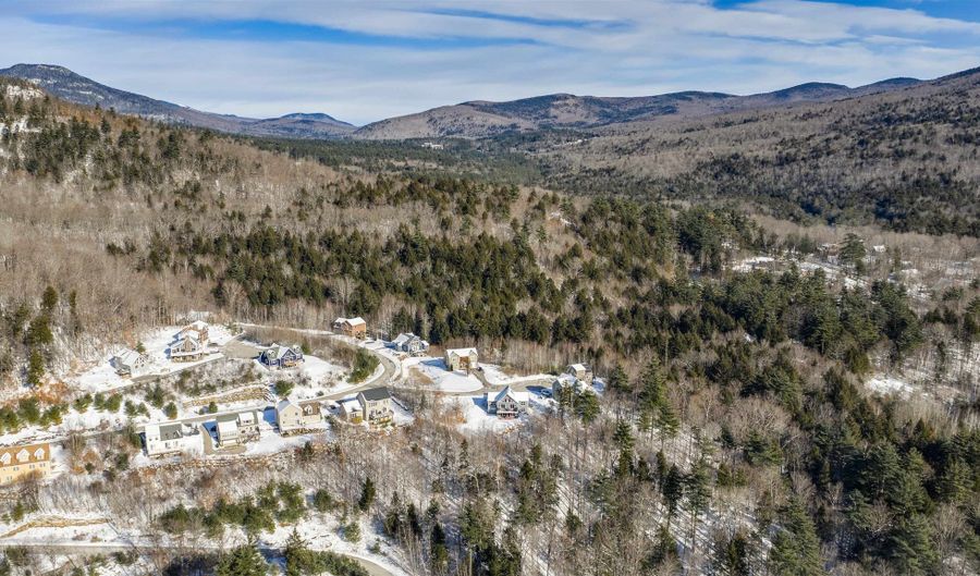 17 Highwoods Dr 16 and 17, Bartlett, NH 03812 - 6 Beds, 5 Bath