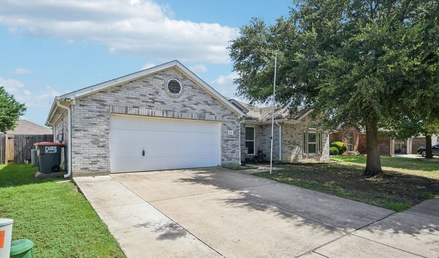 216 Meadow Lark Ln, Anna, TX 75409 - 3 Beds, 2 Bath