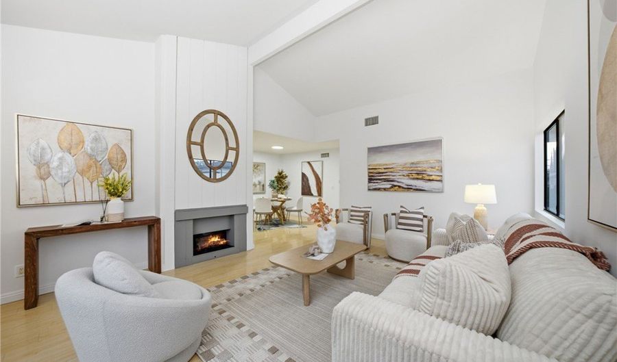 1231 S Golden W 30, Arcadia, CA 91007 - 2 Beds, 2 Bath