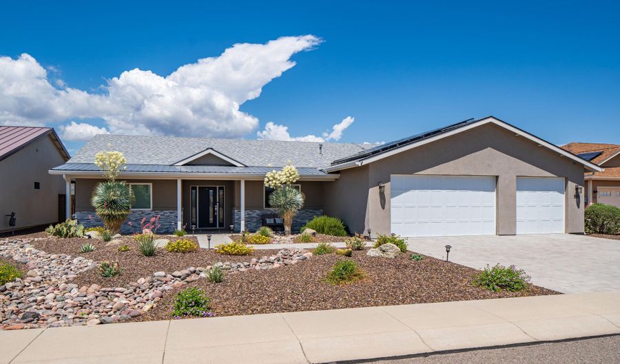 509 S Longhorn Dr, Camp Verde, AZ 86322 - 3 Beds, 3 Bath