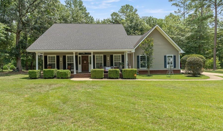 116 Rivervale Dr, Bainbridge, GA 39817 - 3 Beds, 2 Bath