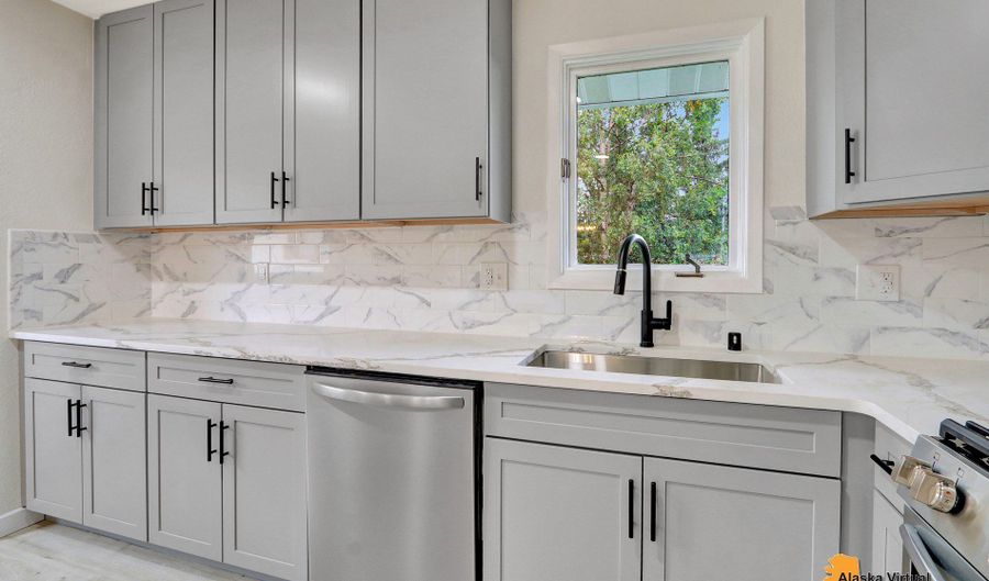 3430 Evergreen St, Anchorage, AK 99504 - 4 Beds, 2 Bath