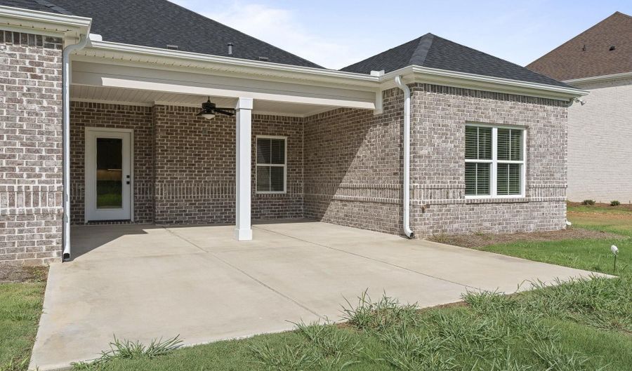 16429 Hamilton Pl, Athens, AL 35613 - 4 Beds, 3 Bath