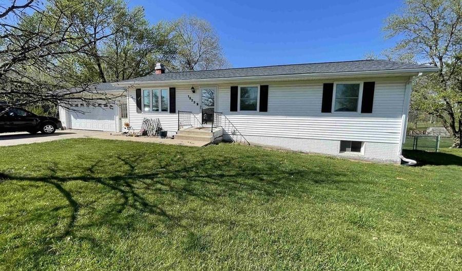 1523 E Grant St, Centerville, IA 52544 - 4 Beds, 1 Bath