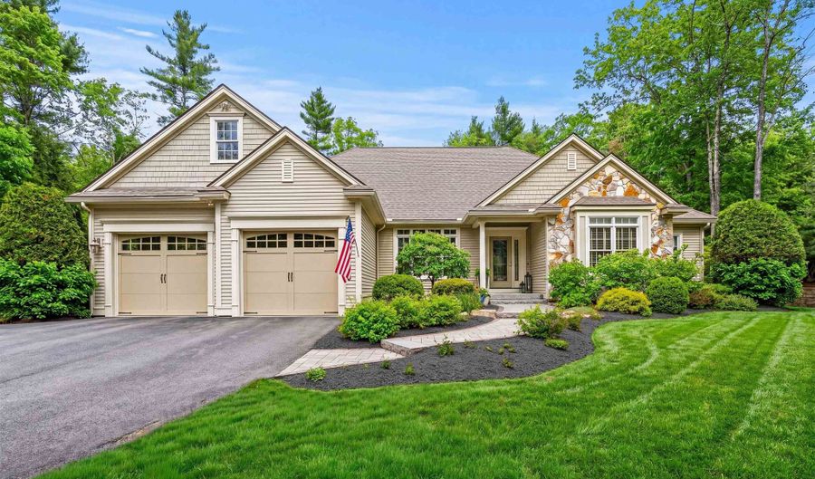 12 Amber Ln, Bedford, NH 03110 - 4 Beds, 3 Bath