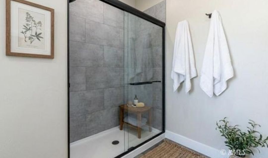 1140 S Independence Way, Big Water, UT 84741 - 4 Beds, 3 Bath