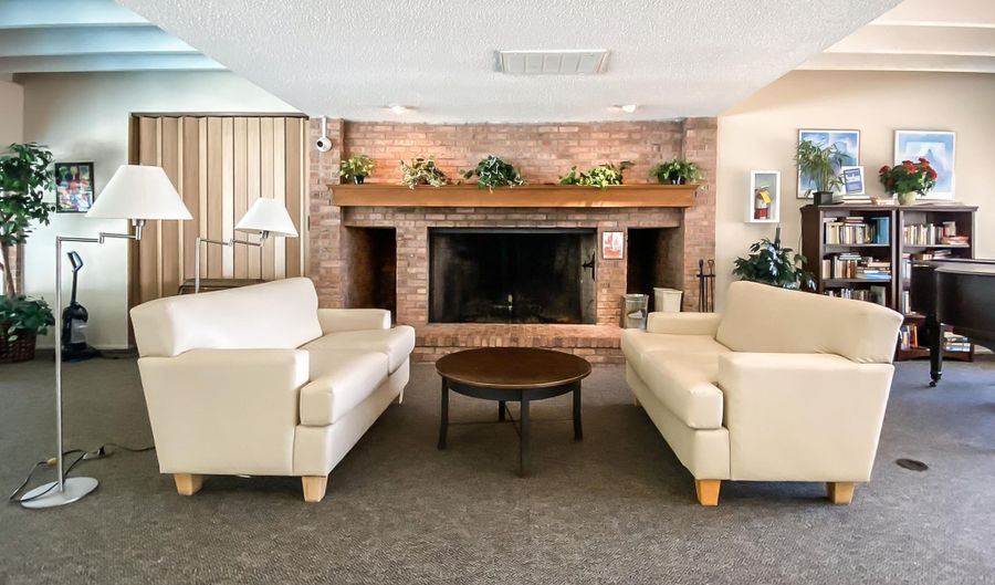 2120 Pauline Blvd 105, Ann Arbor, MI 48103 - 2 Beds, 1 Bath