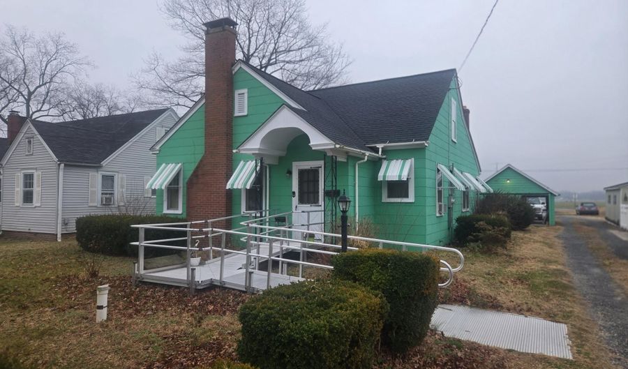 9258 SHARPTOWN Rd, Laurel, DE 19956 - 2 Beds, 1 Bath