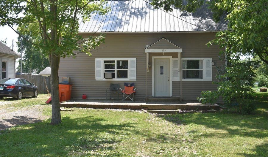 415 W Main, Arcola, IL 61910 - 2 Beds, 1 Bath