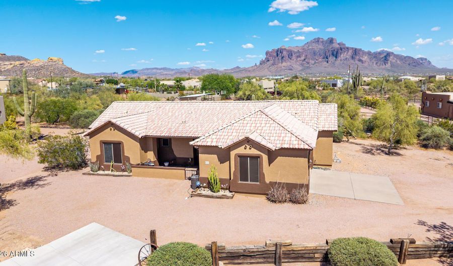 931 E ECHO Cir, Apache Junction, AZ 85119 - 3 Beds, 2 Bath