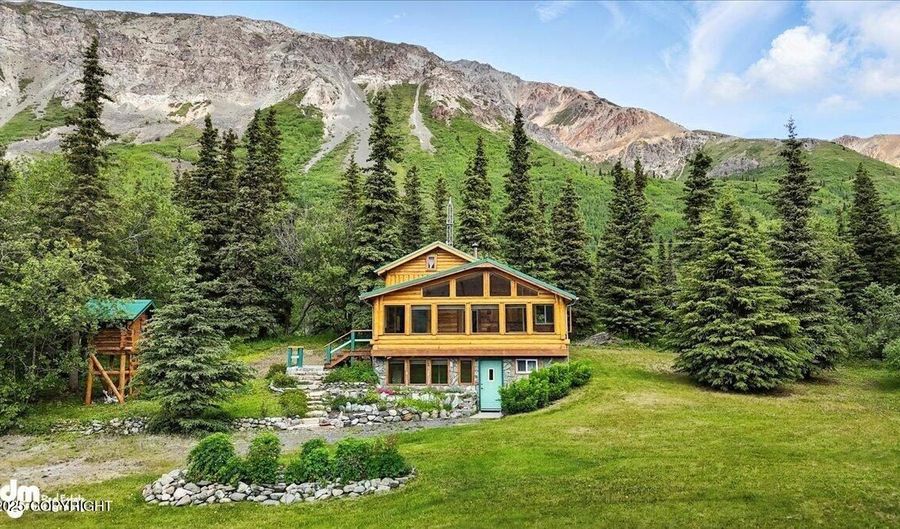 19948 W Glenn Hwy, Chickaloon, AK 99674 - 1 Beds, 1 Bath