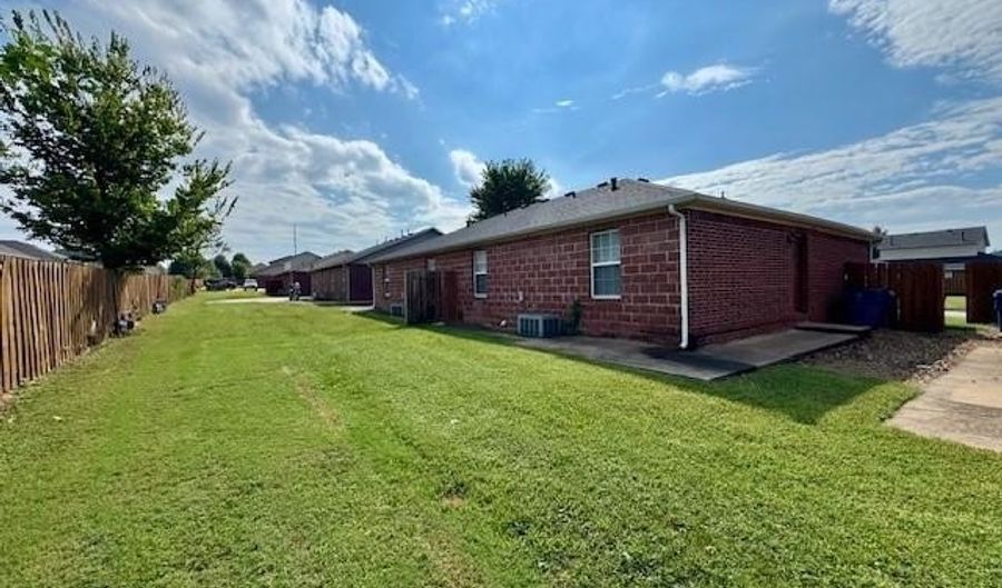 3406 SW Landau Ct 2, Bentonville, AR 72712 - 2 Beds, 1 Bath