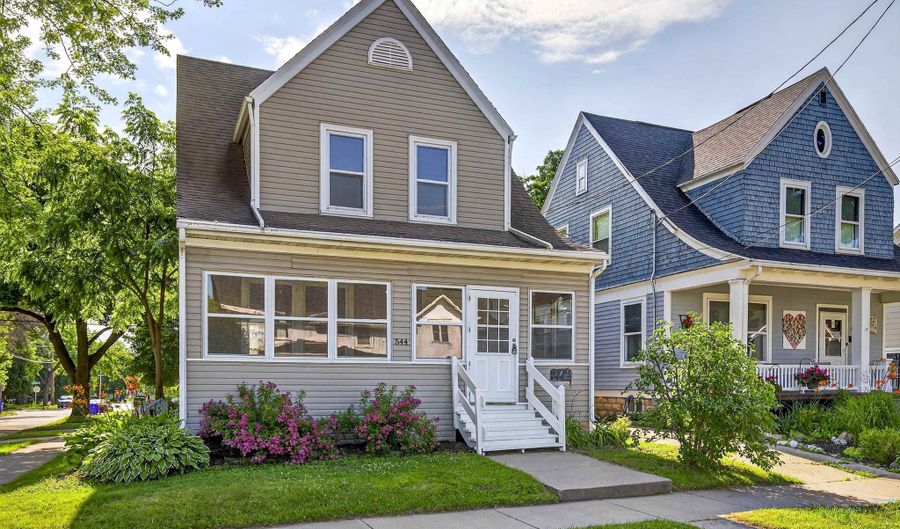 544 N UNION St, Appleton, WI 54911 - 3 Beds, 1 Bath