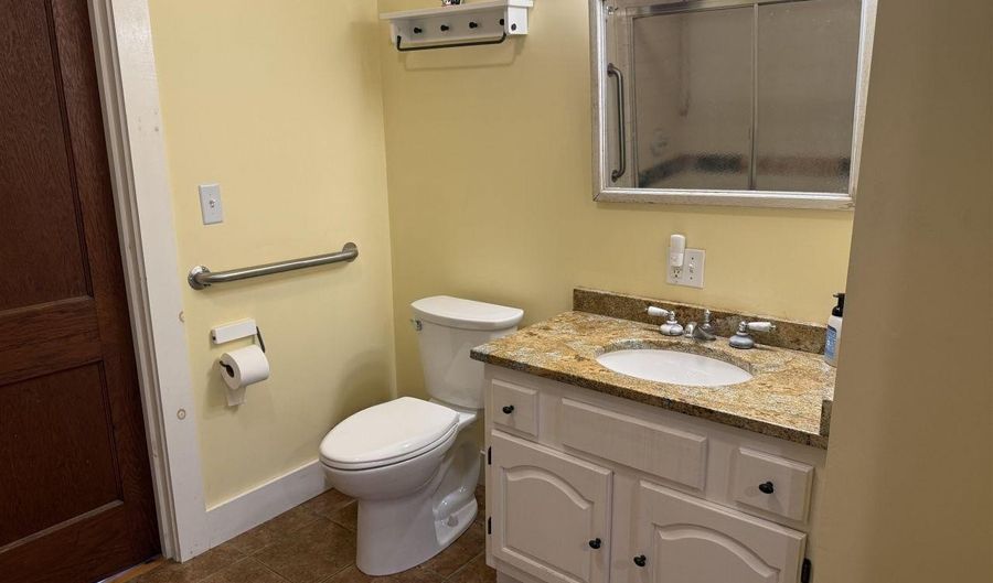 28 Greenleaf St, Brattleboro, VT 05301 - 2 Beds, 2 Bath