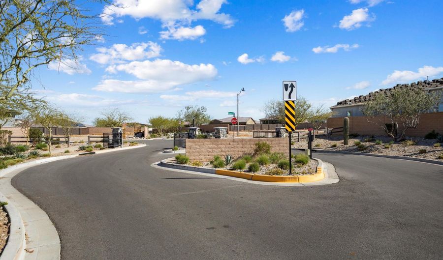 21387 W MEADOWBROOK Ave, Buckeye, AZ 85396 - 3 Beds, 3 Bath