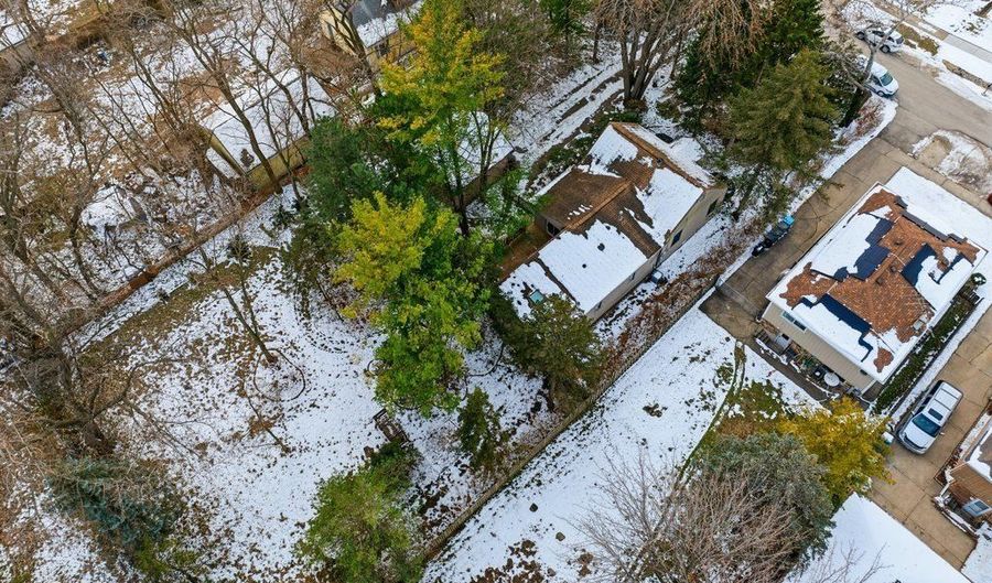 11123 S Leamington Ave, Alsip, IL 60803 - 3 Beds, 2 Bath