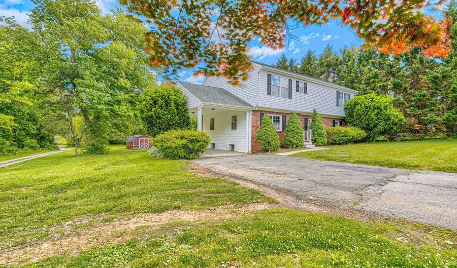 605 N PARADISE Rd N, Aberdeen, MD 21001 - 3 Beds, 3 Bath