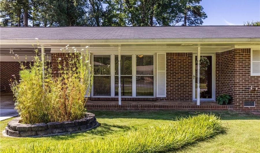 4191 Brownlee Dr, Tucker, GA 30084 - 3 Beds, 2 Bath