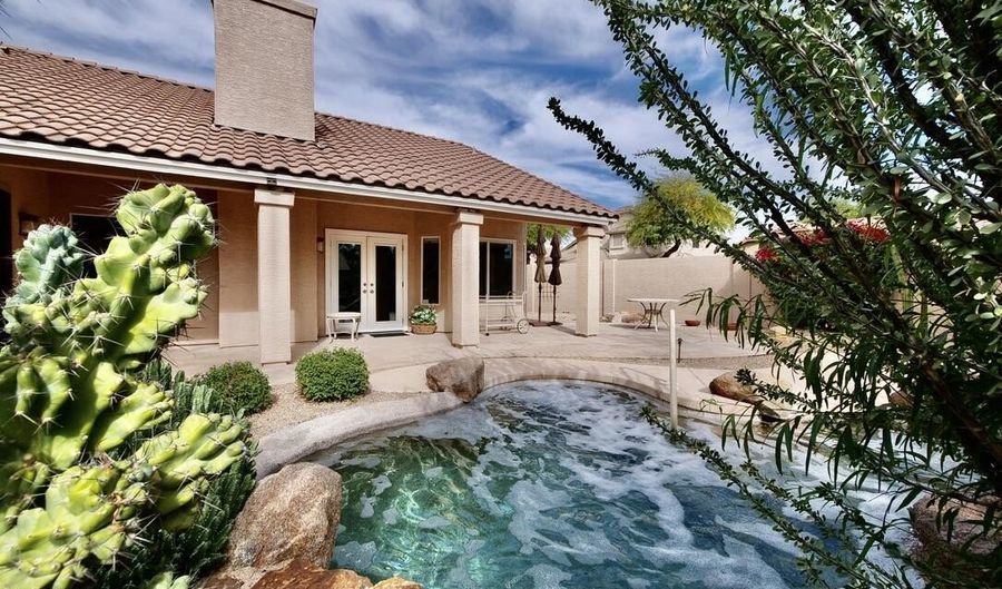 4645 E MAZATZAL Dr, Cave Creek, AZ 85331 - 3 Beds, 2 Bath