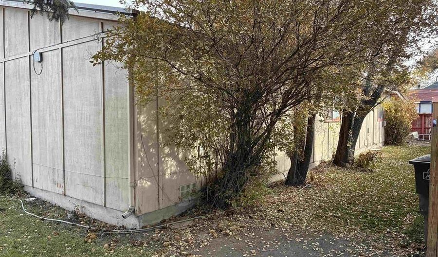 1116 Third St, Alamosa, CO 81101 - 3 Beds, 1 Bath