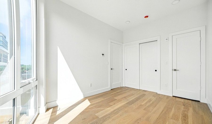 38 Hichborn 203, Boston, MA 02135 - 1 Beds, 1 Bath