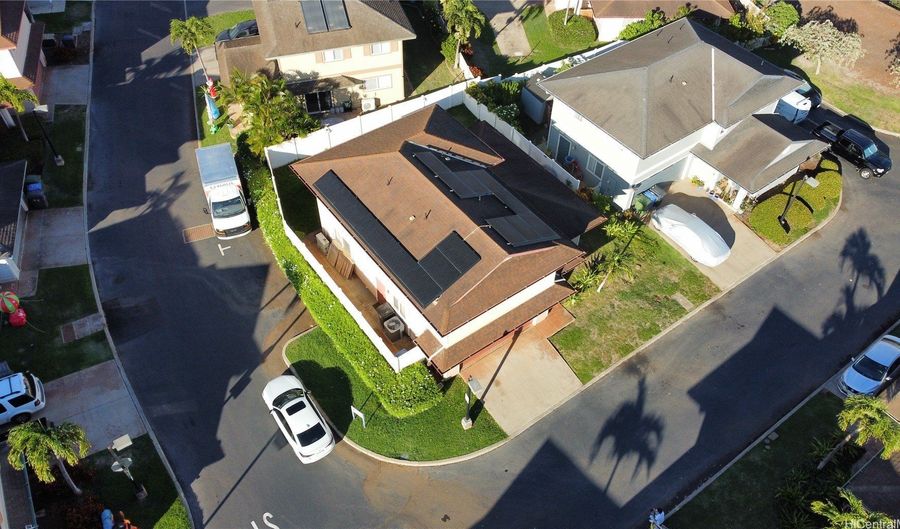 92-831 Makakilo Dr 38, Kapolei, HI 96707 - 4 Beds, 3 Bath