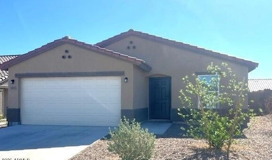 365 S REDWOOD Loop, Benson, AZ 85602 - 3 Beds, 2 Bath