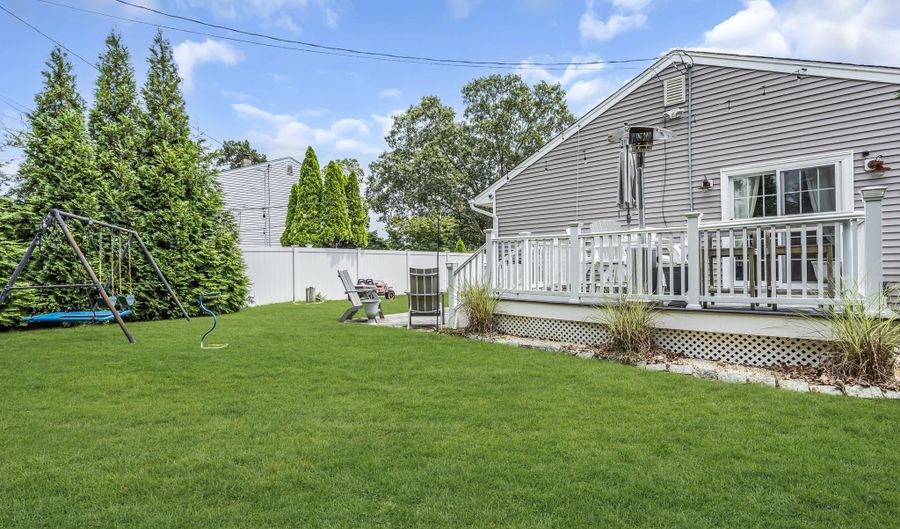 62 Birch St, Beachwood, NJ 08722 - 3 Beds, 3 Bath