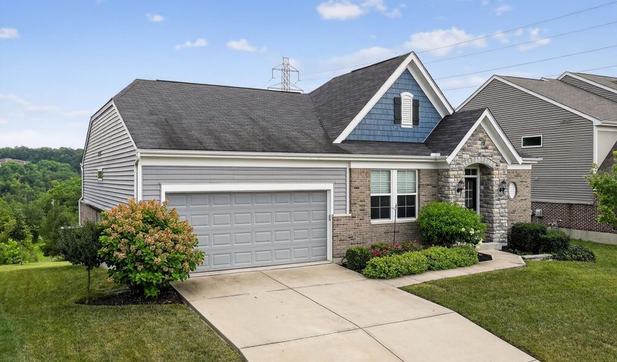 7920 Arcadia Blvd, Alexandria, KY 41001 - 3 Beds, 2 Bath